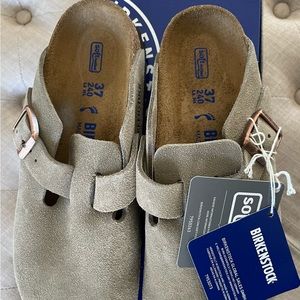 Birkenstock Boston Clog Taupe